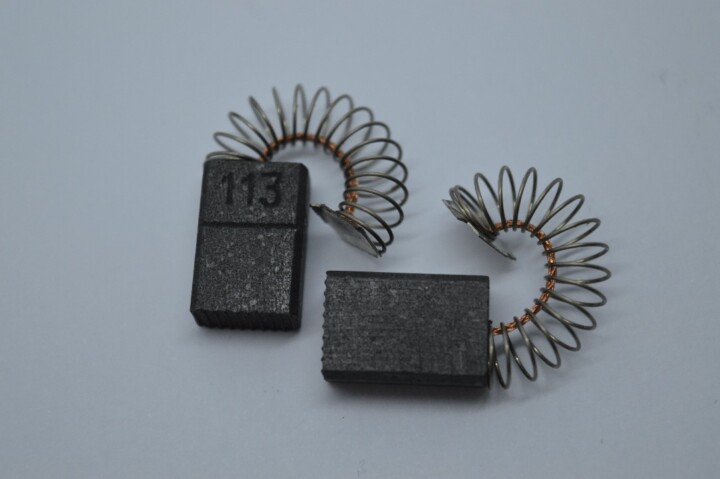 SOLENT TOOLS Carbon Brushes Compatible With JCB JCBDRHD2 Type 2