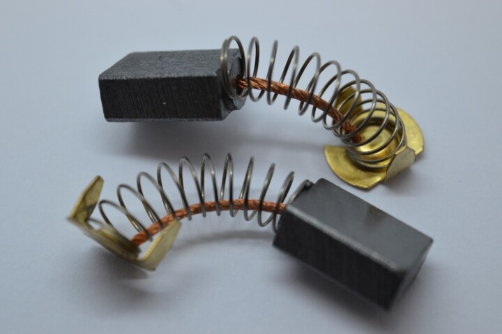 SOLENT TOOLS Carbon Brushes Compatible With POWERBASE PBX1100HD