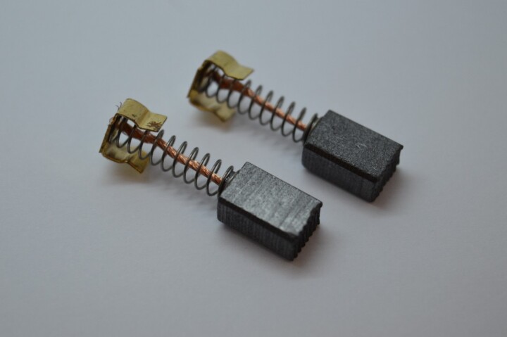 SOLENT TOOLS Carbon Brushes Compatible With PERFORMANCE POWER CLM190LSMS
