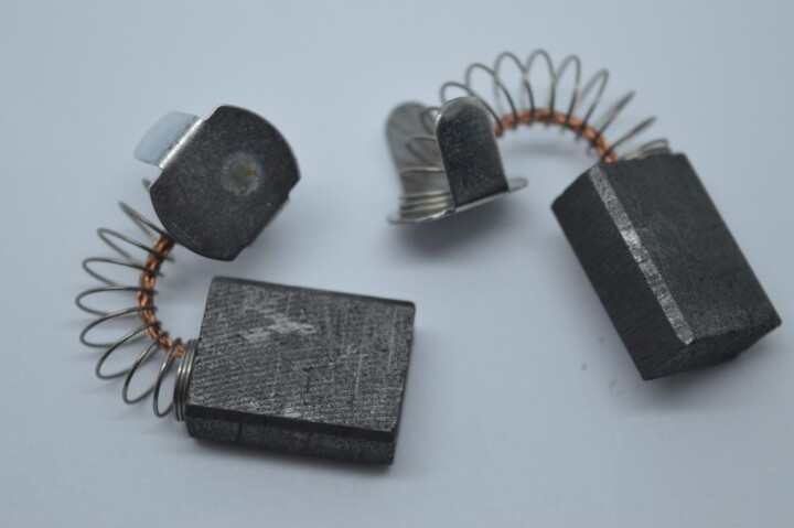 SOLENT TOOLS Carbon Brushes Compatible With BLACKSPUR AG101 Type 1