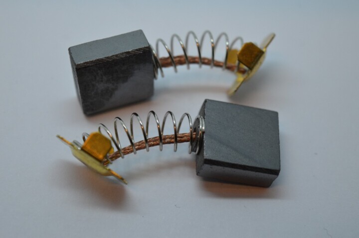 SOLENT TOOLS Carbon Brushes Compatible With TAURUS TITANIUM 2200w