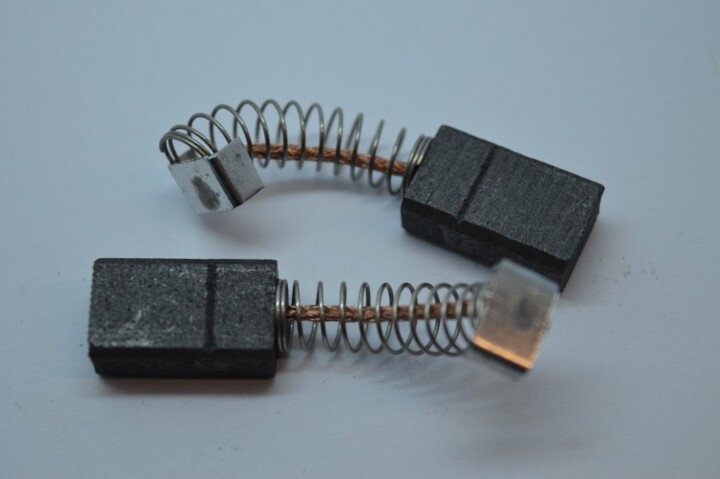 SOLENT TOOLS Carbon Brushes Compatible With POWERBASE BVA2400