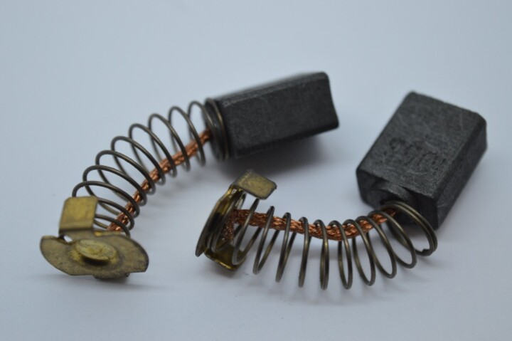 SOLENT TOOLS Carbon Brushes Compatible With WICKES 200363