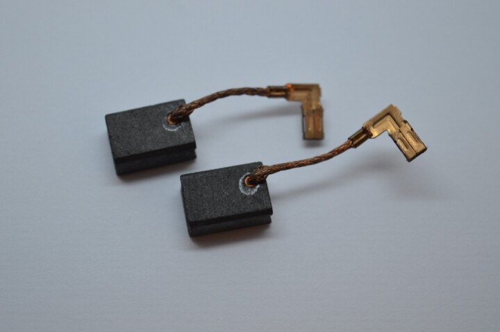 Carbon Brushes Compatible With MAKITA GA4034