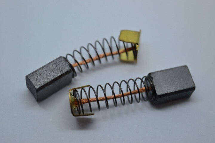 SOLENT TOOLS Carbon Brushes Compatible With SILVERLINE 196603 SDS Drill