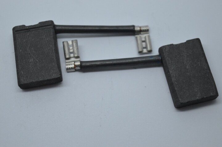 SOLENT TOOLS Carbon Brushes Compatible With BLACK AND DECKER P5722 Angle Grinder