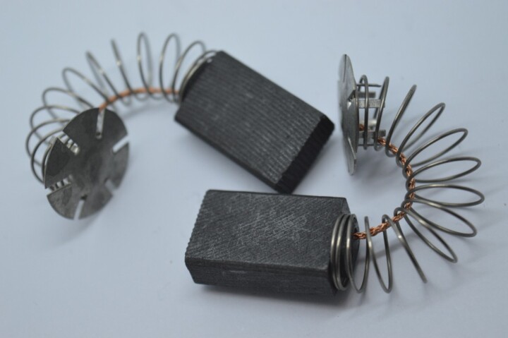 SOLENT TOOLS Carbon Brushes Compatible With AEG WS2100 Angle Grinder