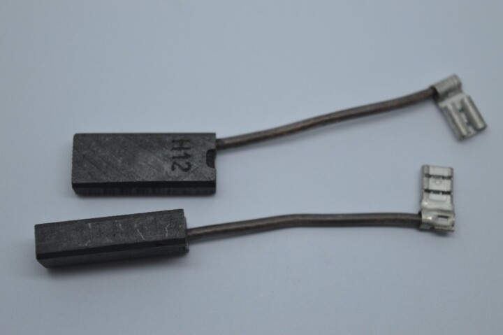 SOLENT TOOLS Carbon Brushes Compatible With DEWALT D25500K 240v